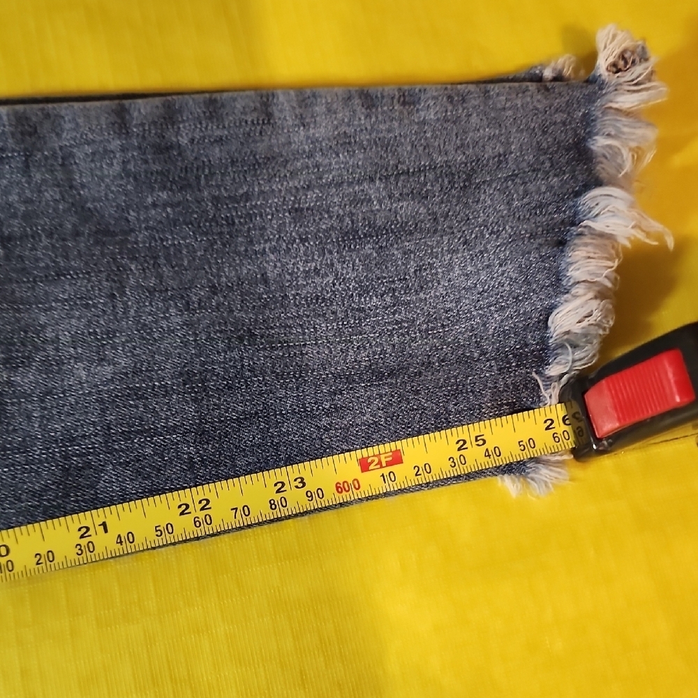 Articles Of Society Medium Blue Ripped Ankle Jeans - Picture 5 of 6
